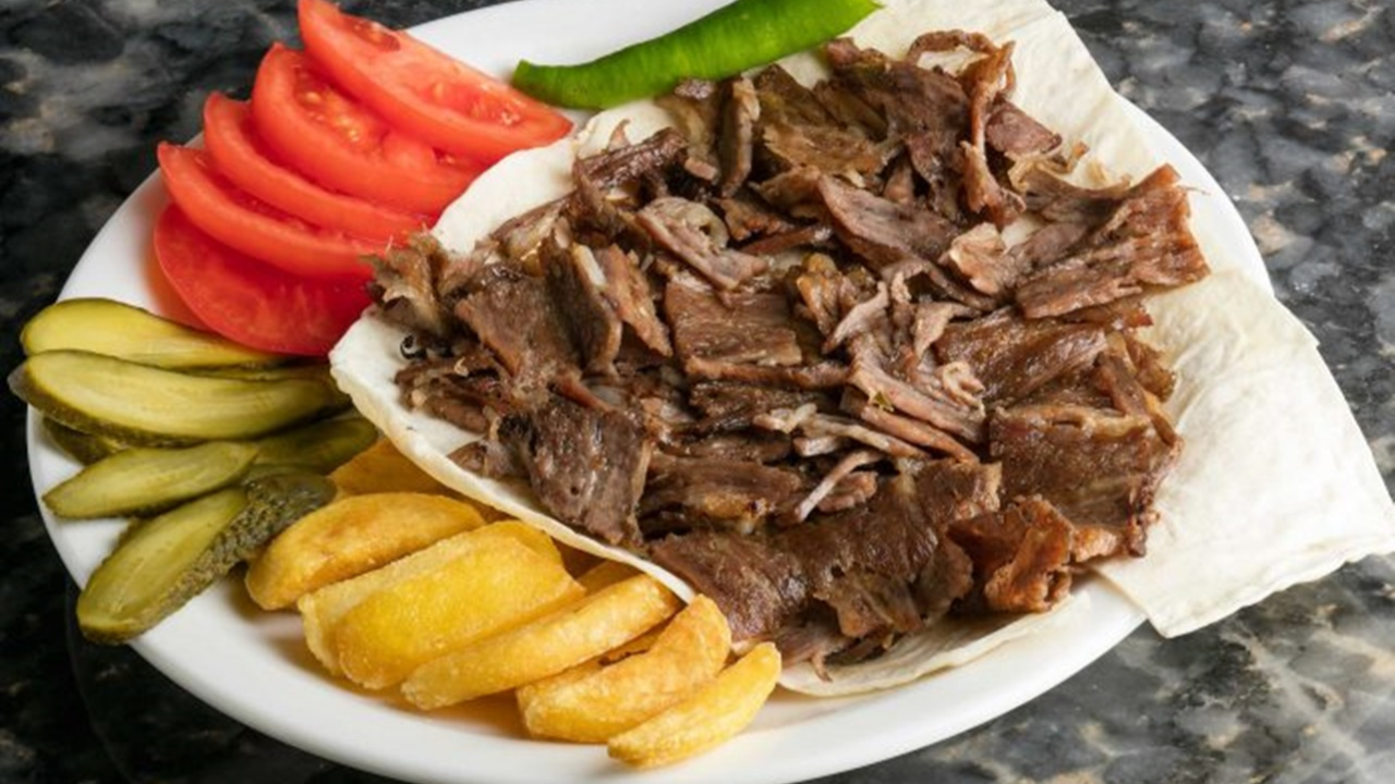 Dönerde büyük tartışma: Deterjanlı döner mi yiyoruz