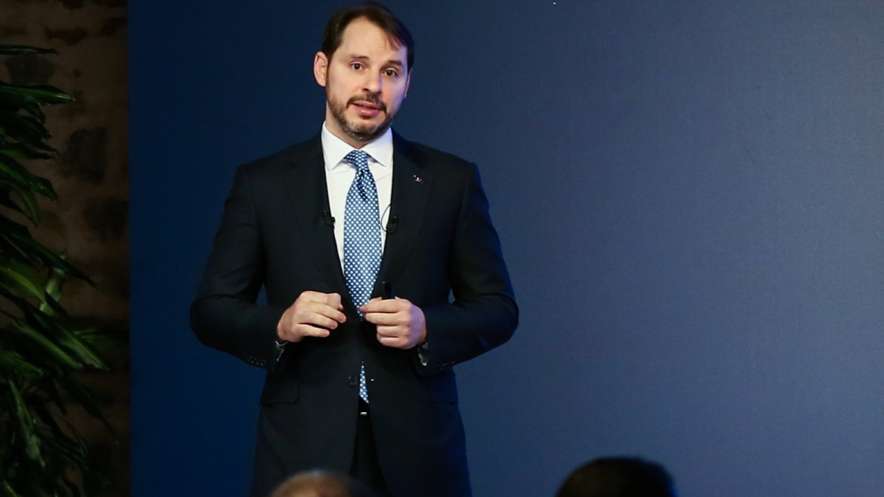 Bakan Albayrak: Türkiye'nin borç karnesi çok sağlam