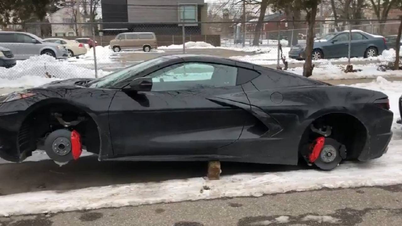 3 milyon dolarlık Corvette C8'e bunu yaptılar!
