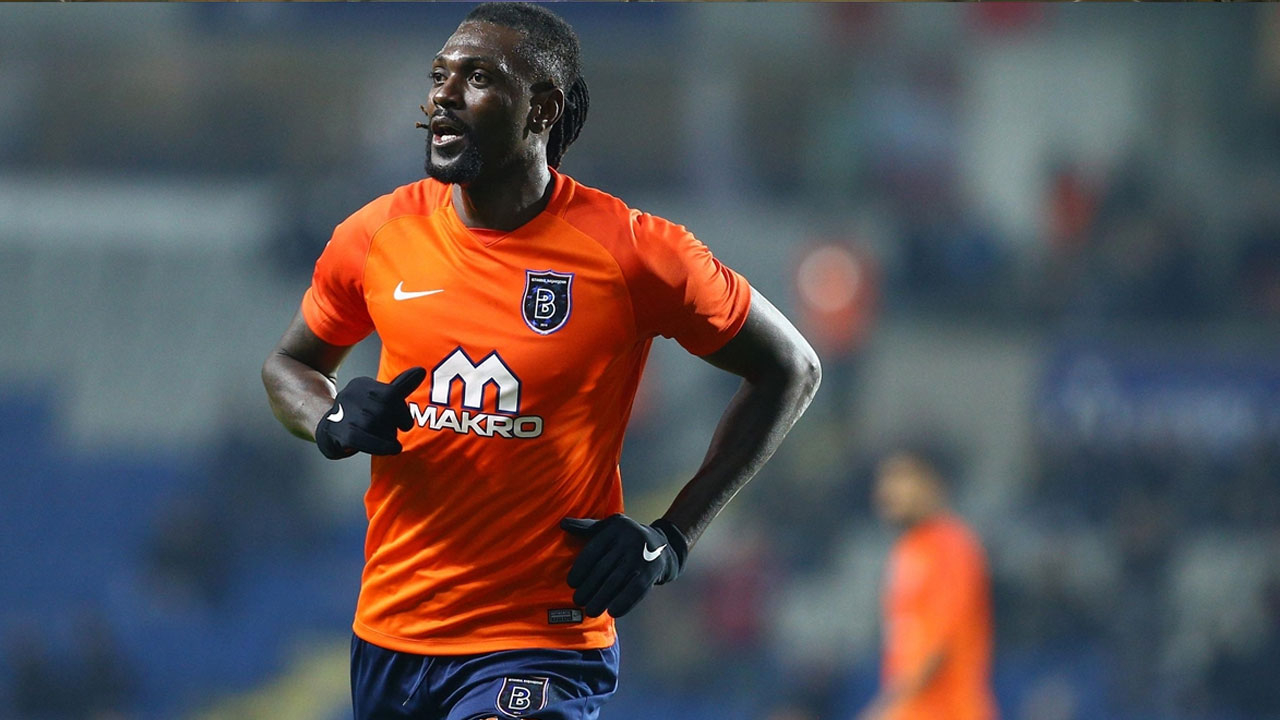 Adebayor bombası