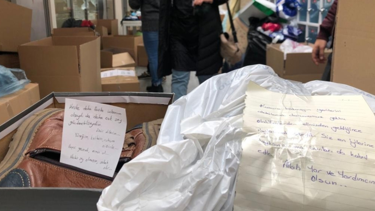 Elazığ’a gönderilen paketlerden çıkan notlar duygulandırdı