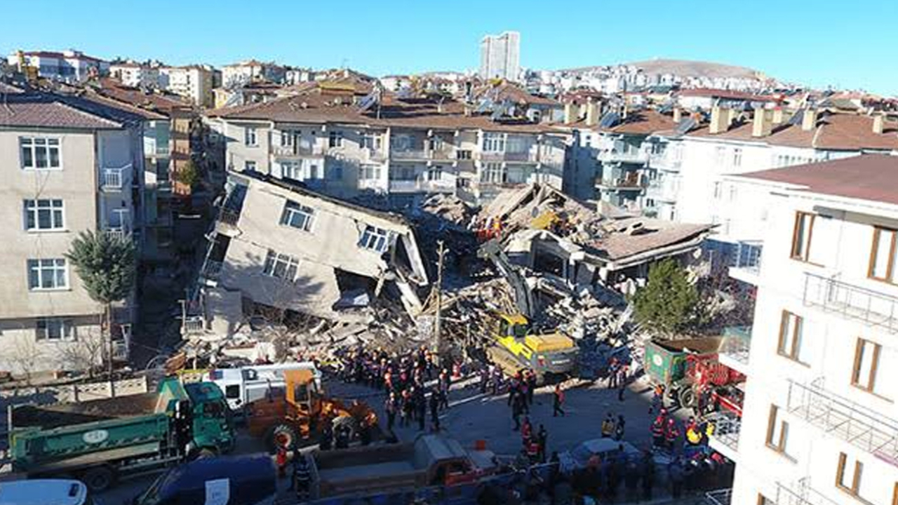 1,5 milyon konut acil dönüşecek