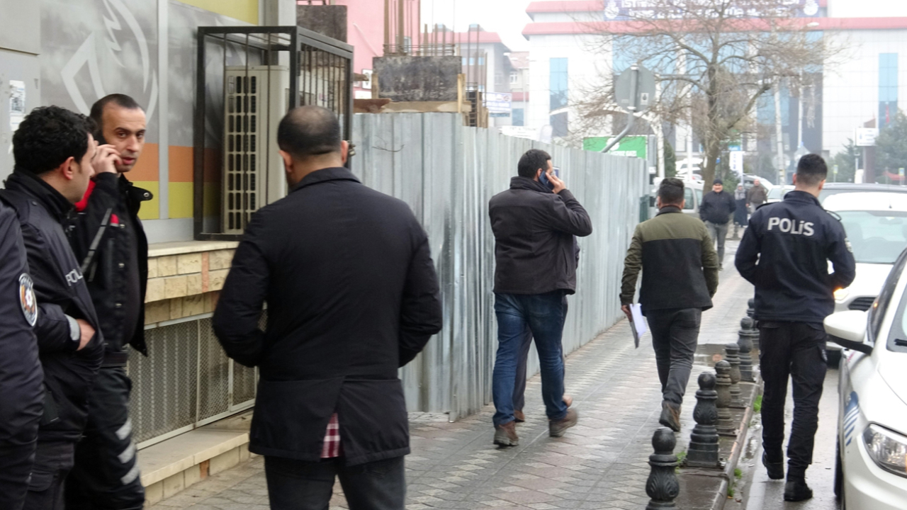 Bankadan çıkan kişiyi takip edip 120 bin lirasını gasp ettiler