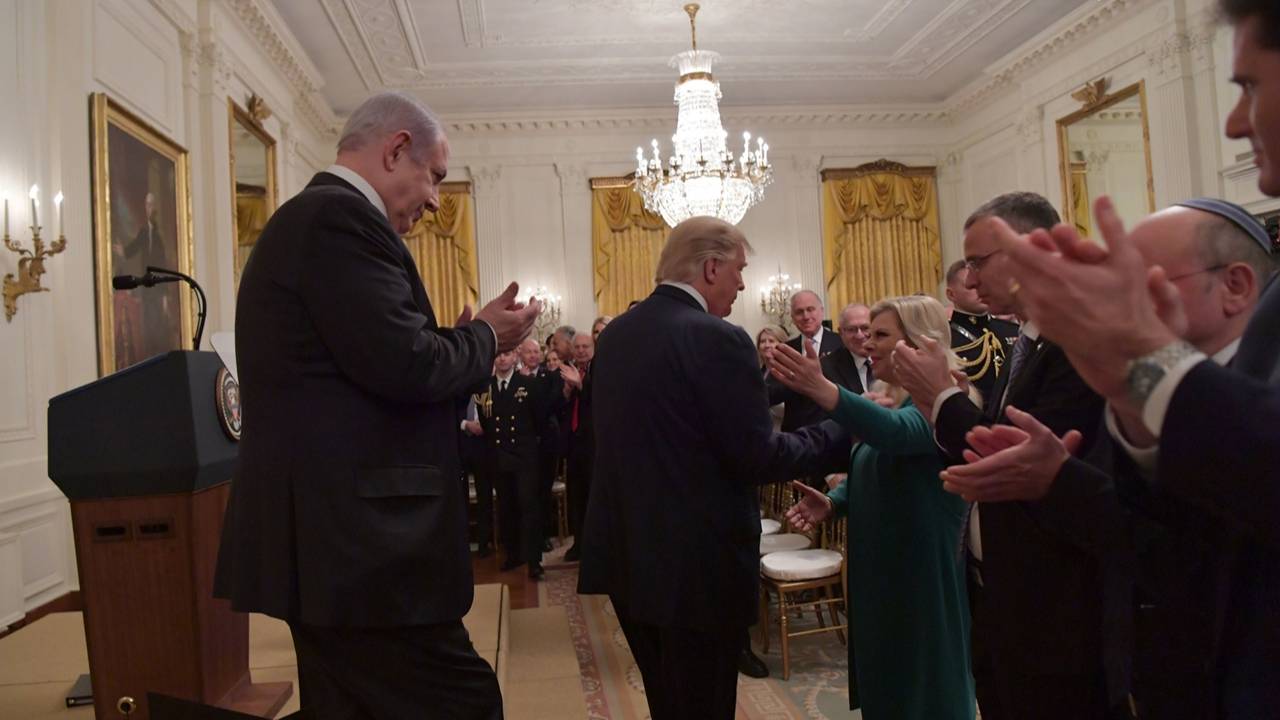 Trump, Ortadoğu planını açıkladı...