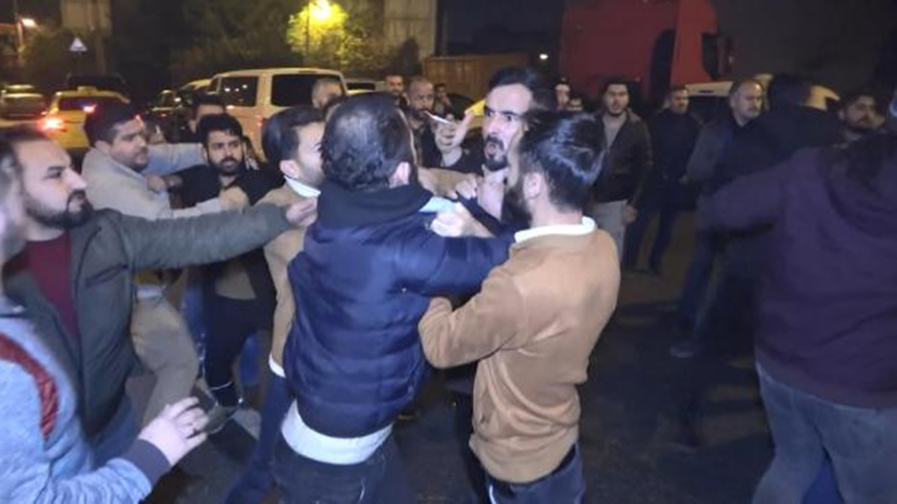 Taksi ve turizm acente şoförleri birbirine girdi!