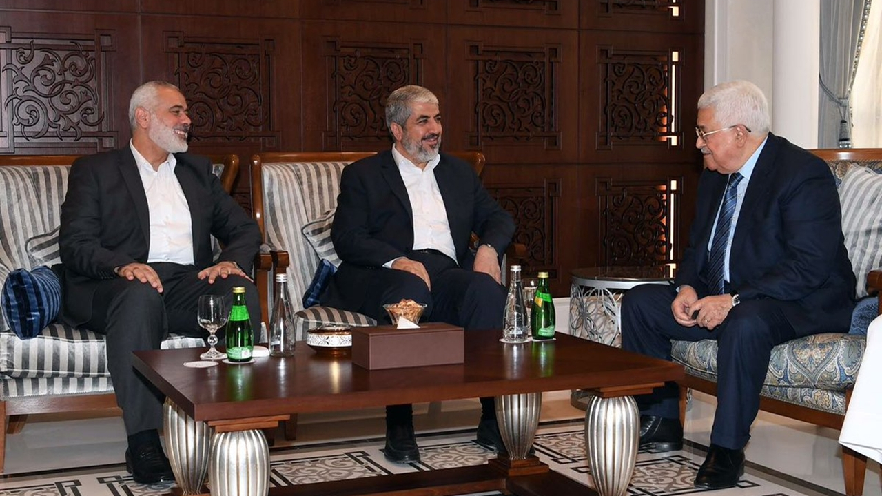 Mahmud Abbas ve Heniyye'den Trump'a ilk tepki...
