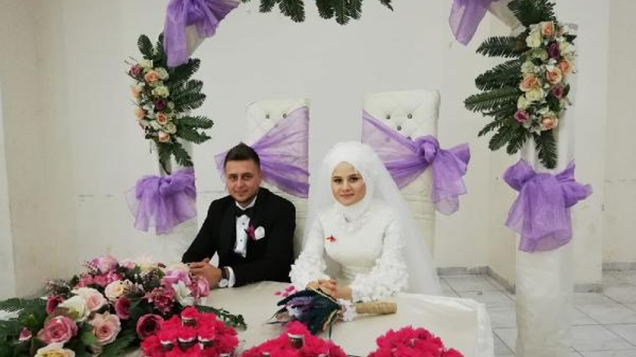 AFAD çadırından gelin çıktı...