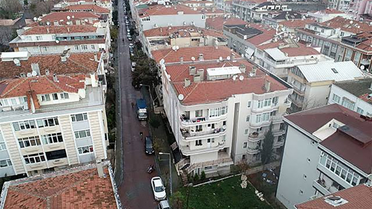 Sahibinden ucuza ağır hasarlı ev: 'Yokluk insanları bu evlerde yaşamaya mecbur ediyor'