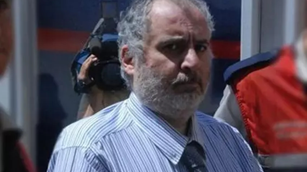 Ergenekon kumpasının kilit ismi Ümit Sayın evinde ölü bulundu...