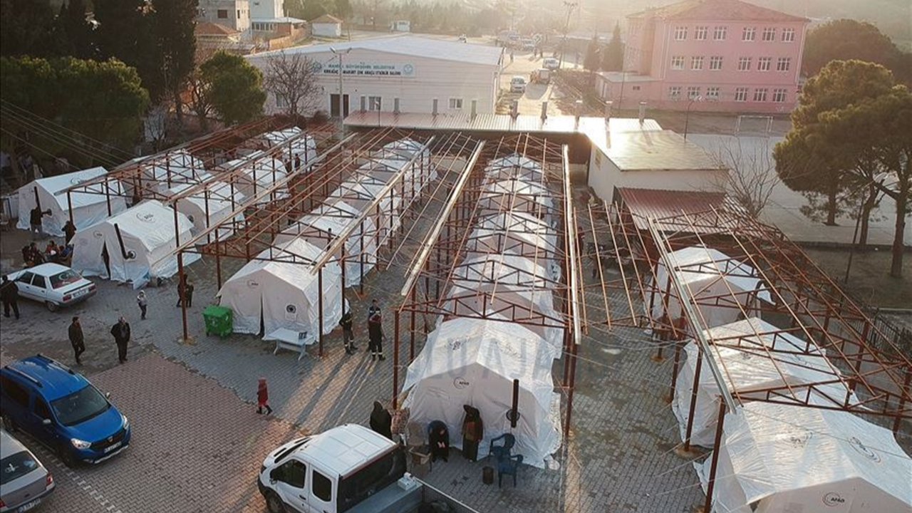 Manisa'da 1914 artçı sarsıntı gerçekleşti...