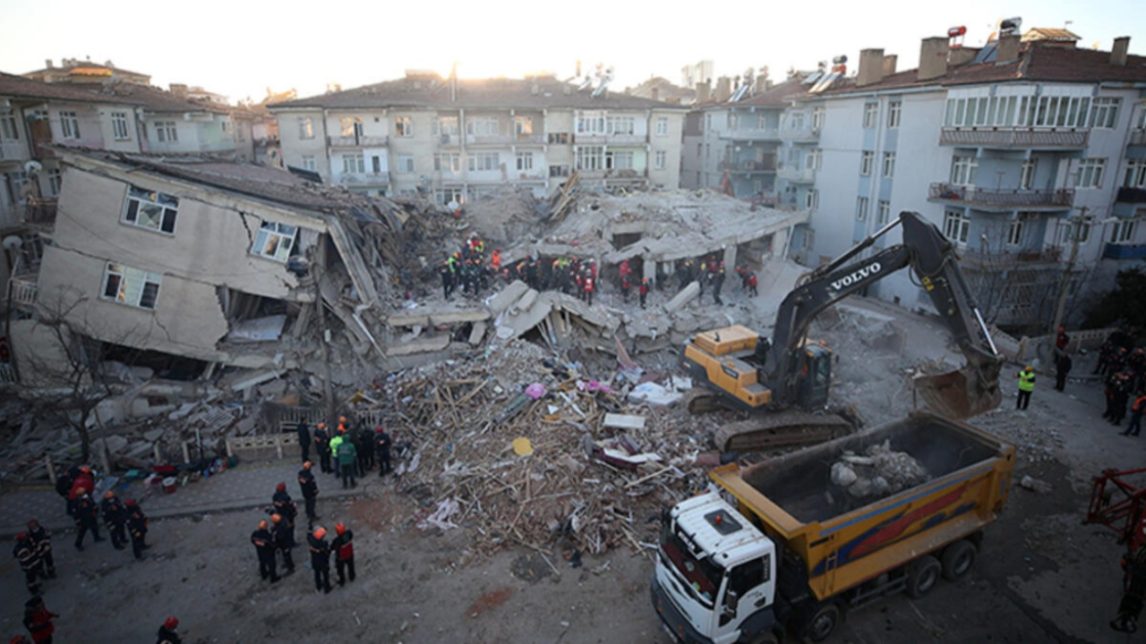 Deprem bölgesindeki fatura tahsilatlarına erteleme