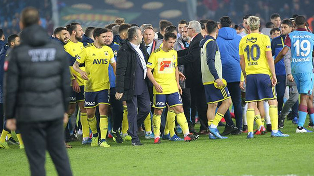 Maç bitti saha karıştı