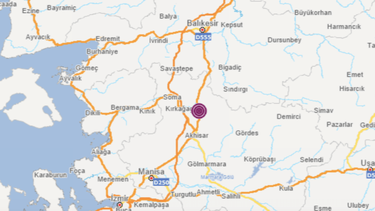 Manisa beşik gibi! Bu kez 4.4'le sallandı...