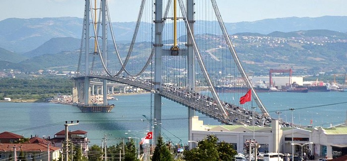 Osman Gazi'de indirim, boğaz köprülerine zam!