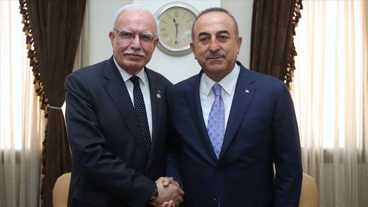 Bakan Çavuşoğlu Filistinli mevkidaşıyla görüştü!