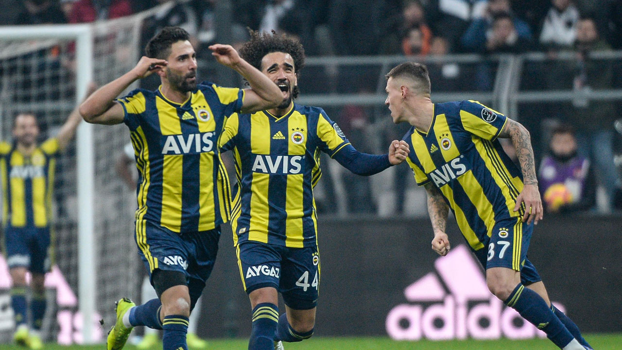 Fenerbahçe'ye sol bek müjdesi!