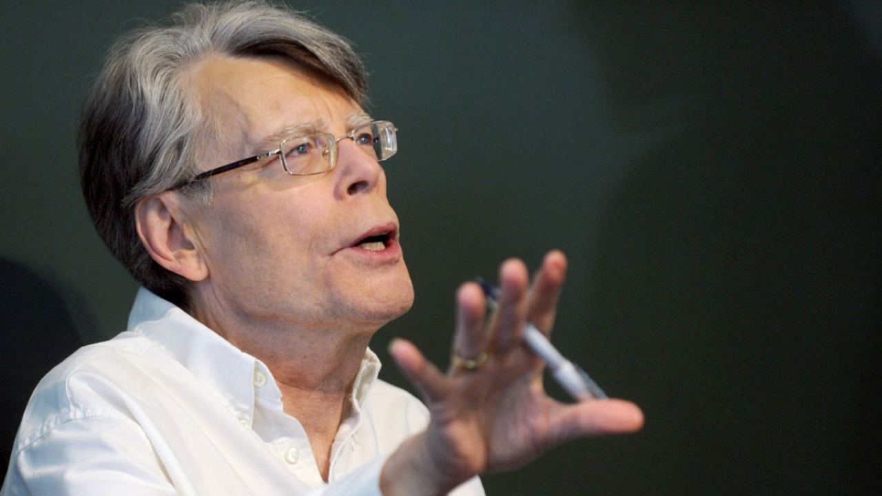 Stephen King şüphelenip hesabını kapattı