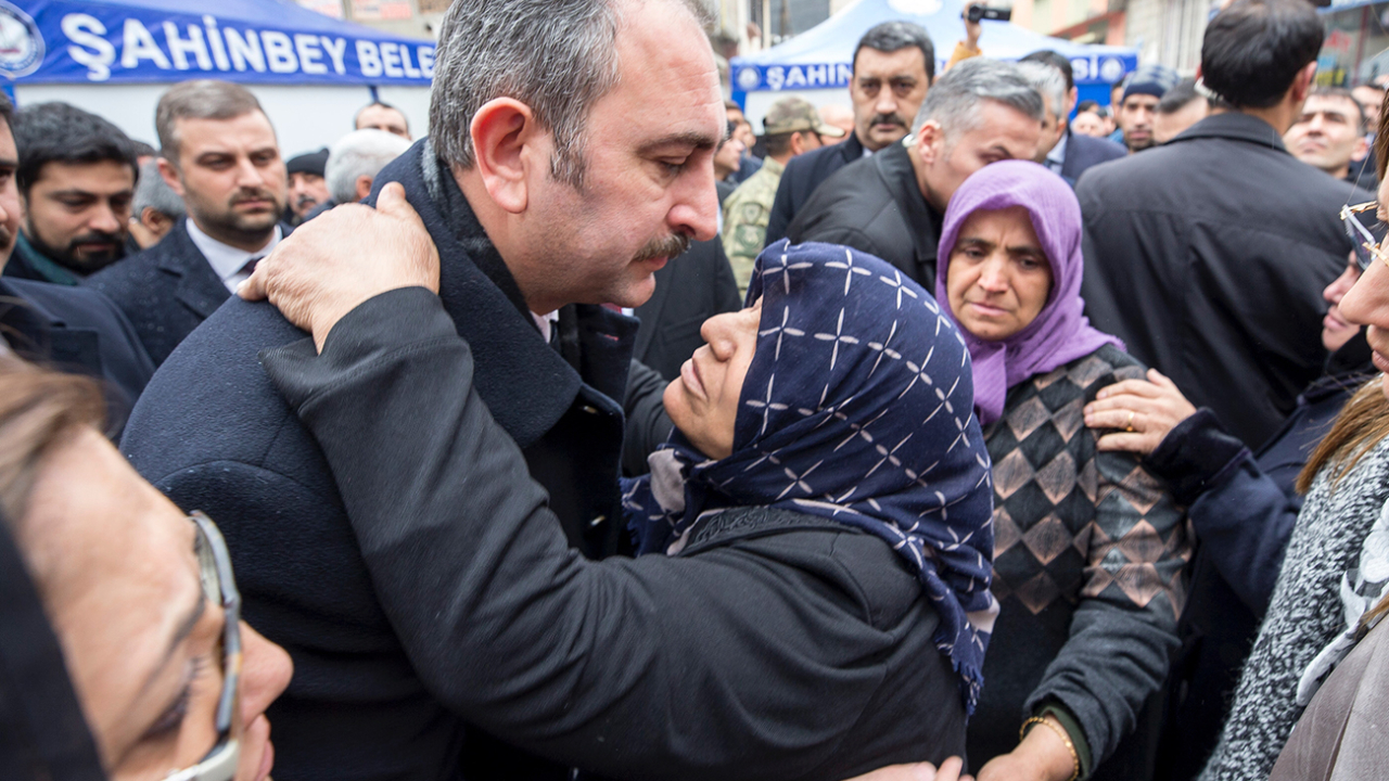 İdlib şehitleri son yolculuğuna uğurlanıyor!