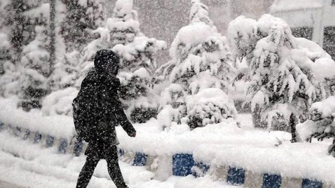 İstanbul'da kar kalınlığı ortalama 5 cm bekleniyor