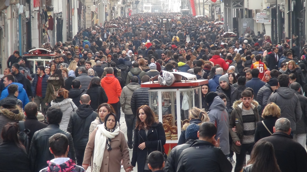 Türkiye'nin yeni nüfusu belli oldu