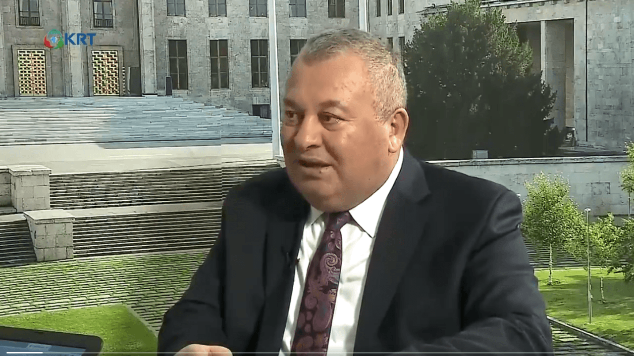 MHP'li Enginyurt: Kızılay Başkanı tutuklanmalı!
