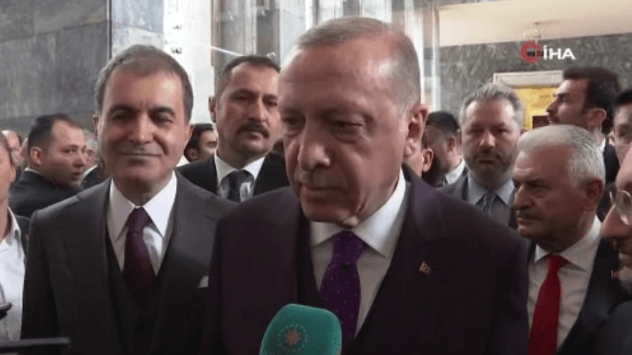 Erdoğan'dan edepsiz vekile bayrak tepkisi...