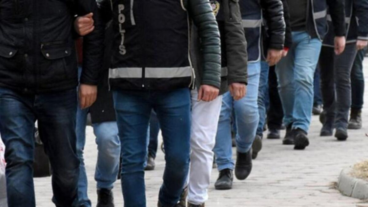 FETÖ'ye şafak operasyonu! Aralarında iş adamları da var...