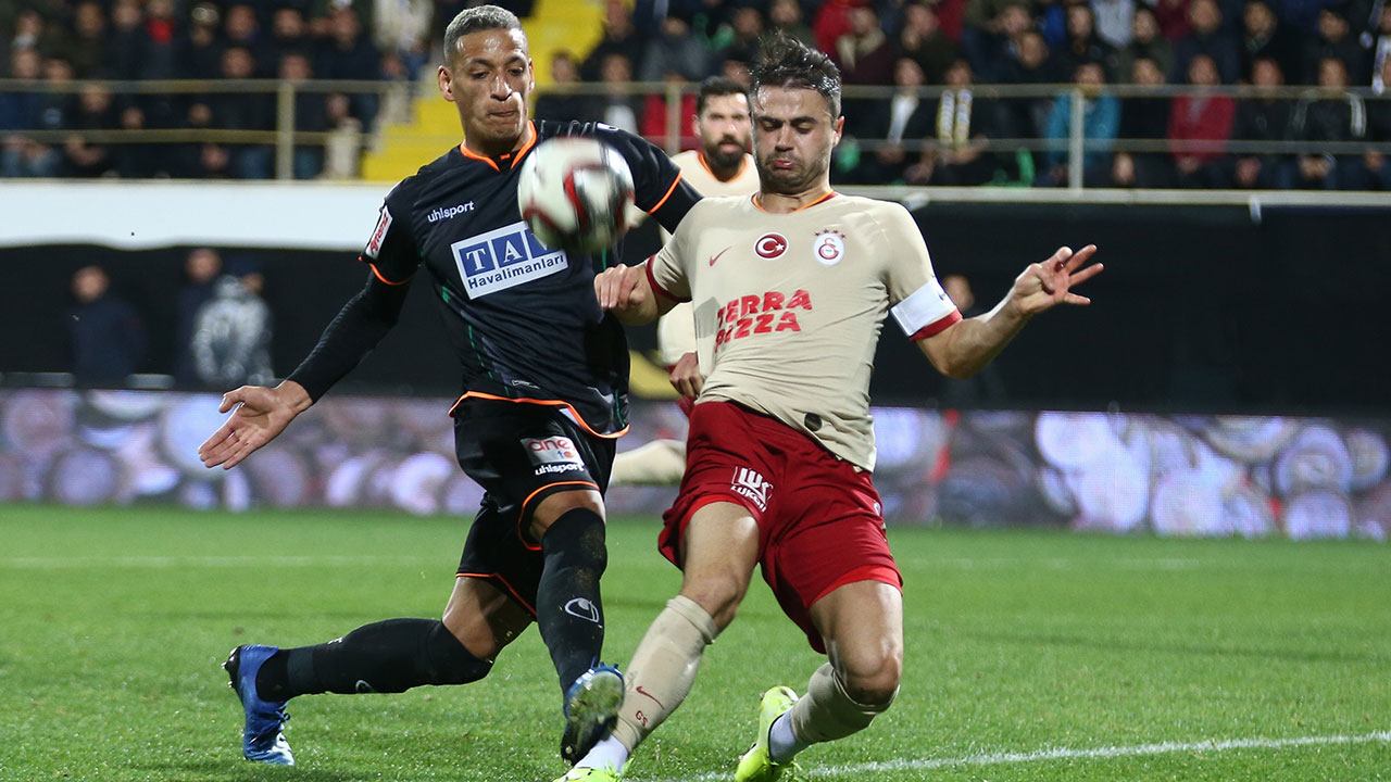 Galatasaray turu zora soktu: 2-0