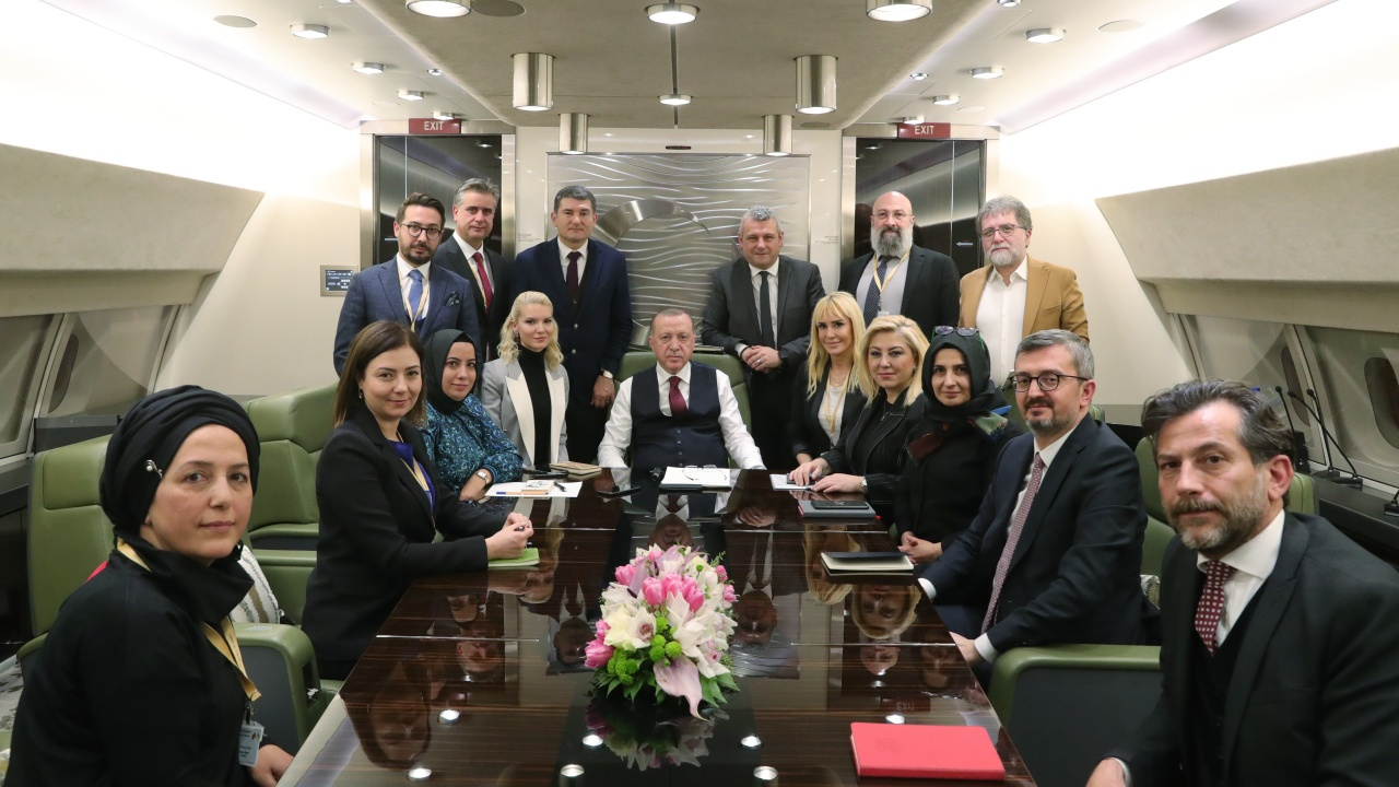 Cumhurbaşkanı Erdoğan'dan sert açıklama: Yerlerinde kalacaklar