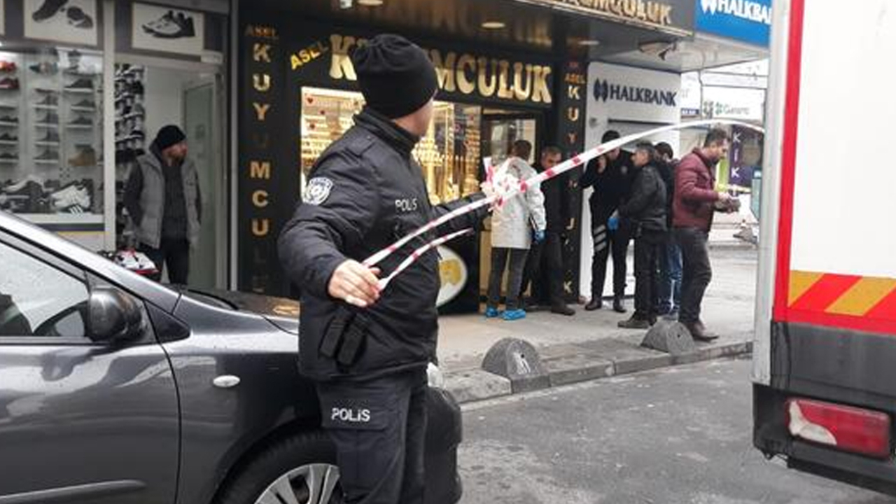 İstanbul'da hırsız dehşeti! Boğazını kesip kaçtı