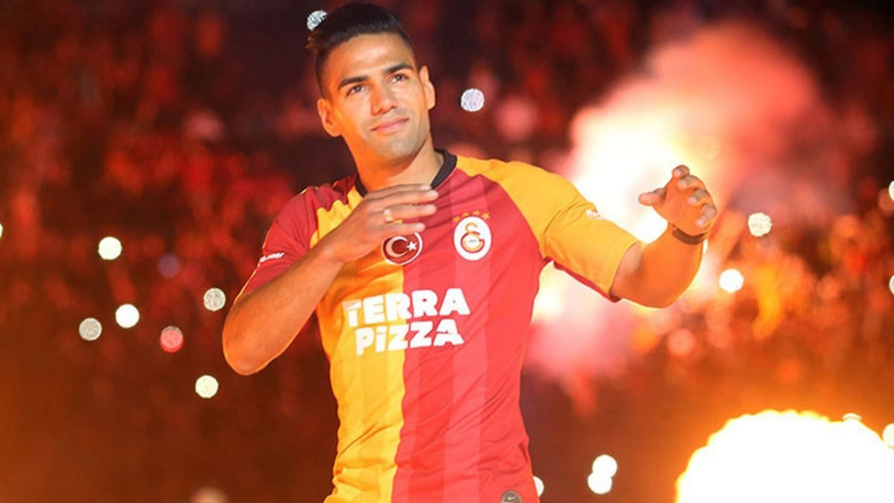 Arabistan'dan Falcao'ya 12 milyon euro teklif!