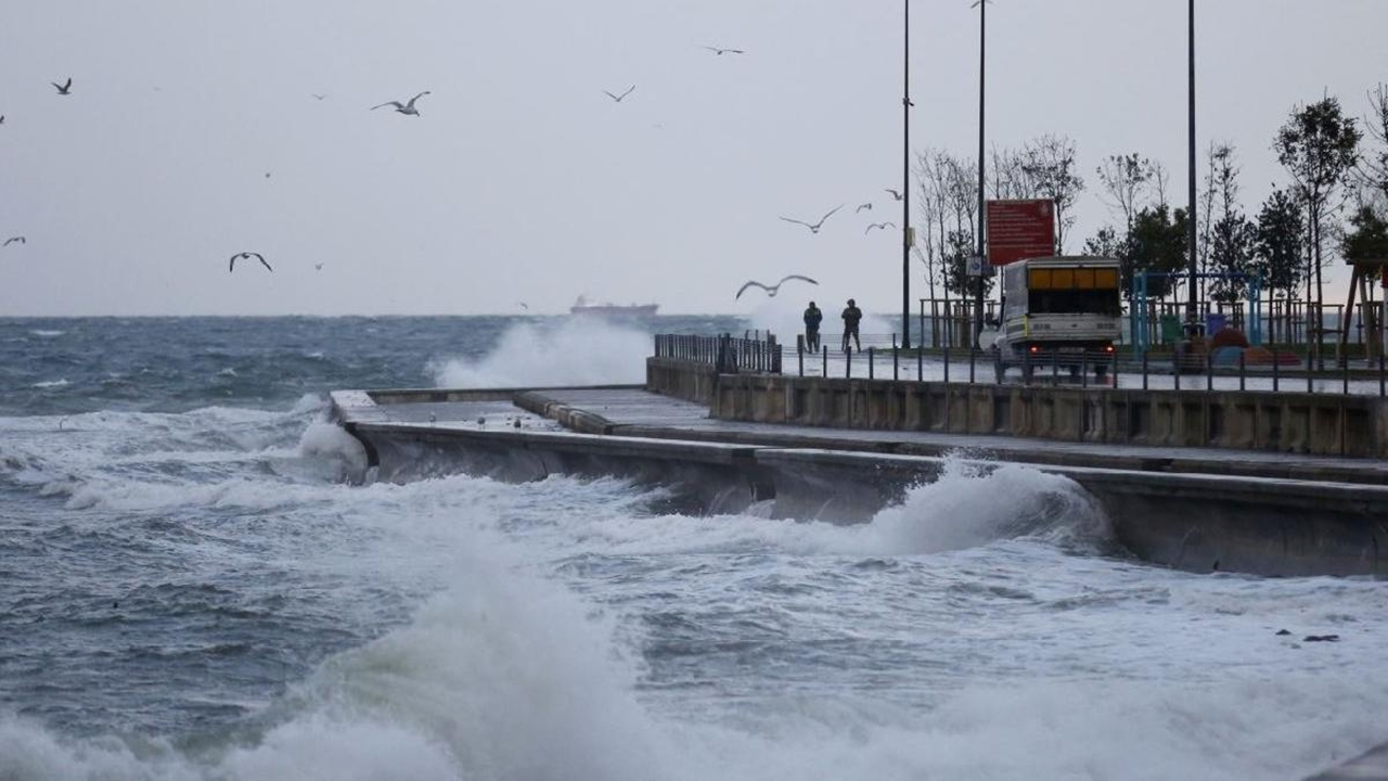 İstanbul Valiliği'nden fırtına uyarısı!