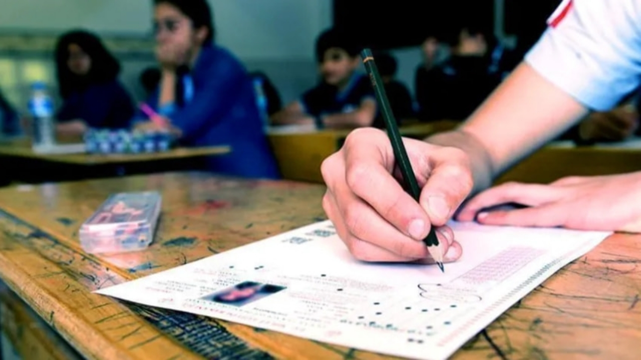 ÖSYM sınavlarına 'alyans' ve 'piercing' ayarı