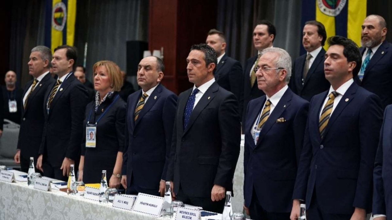 Fenerbahçe Divan Kurulu'nda kulübün toplam borcu açıklandı