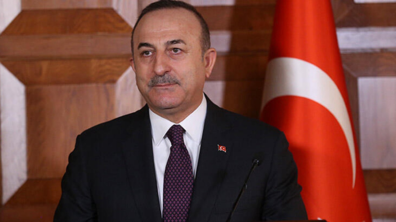 Çavuşoğlu'ndan Akıncı'ya sert tepki: Türkiye'yi malzeme yapıyor