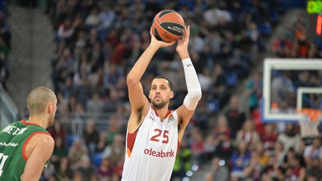 Galatasaraylı Austin Daye Reina saldırısından kılpayı kurtuldu