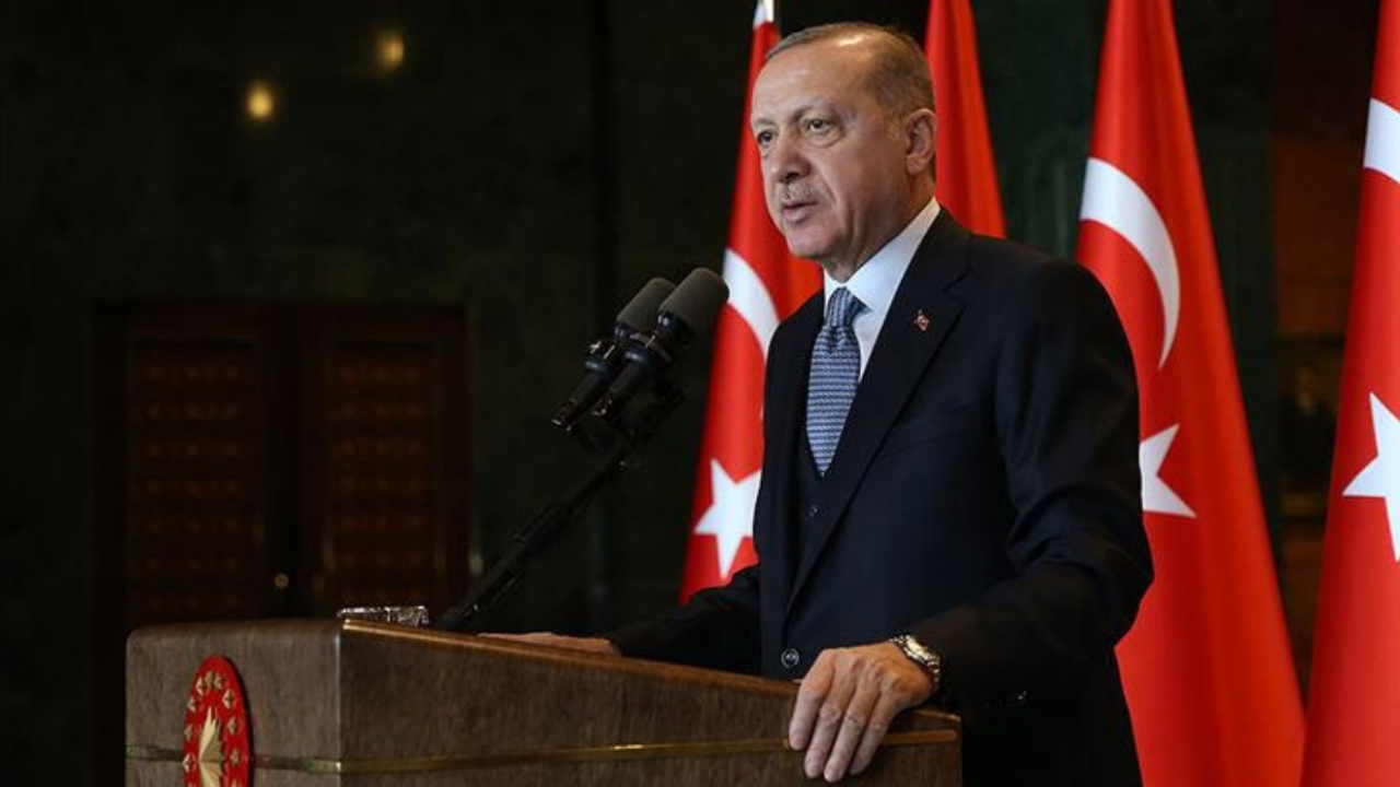 Cumhurbaşkanı Erdoğan'dan şehit ailelerine başsağlığı