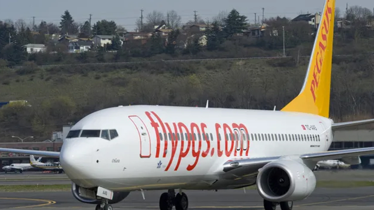 Pilot kendinden geçti, Pegasus acil iniş yaptı