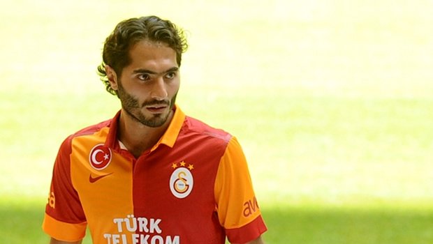 Hamit Altıntop Galatasaray'dan resmen ayrıldı!