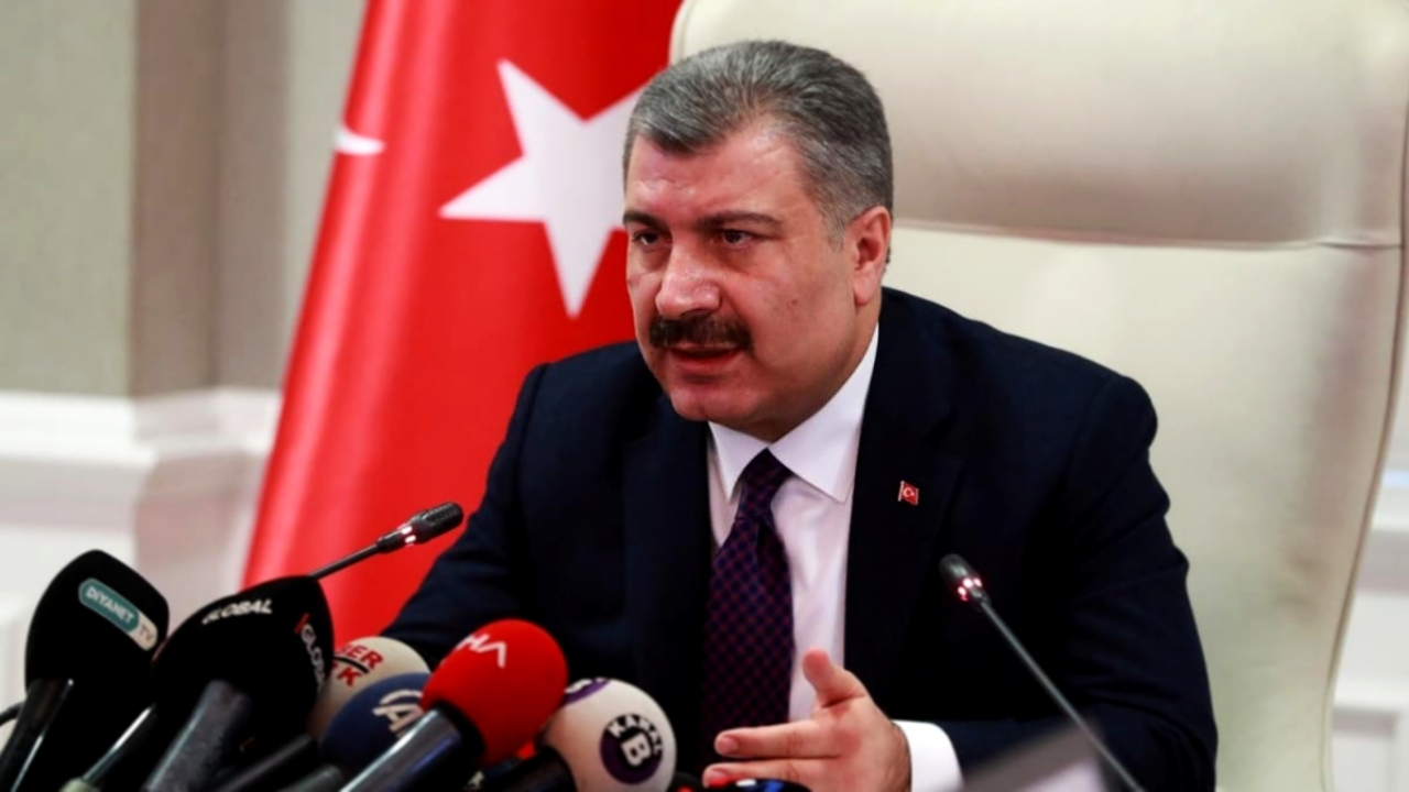 Bakan Koca müjdeyi verdi: 8 bin 844 sözleşmeli personel alınacak
