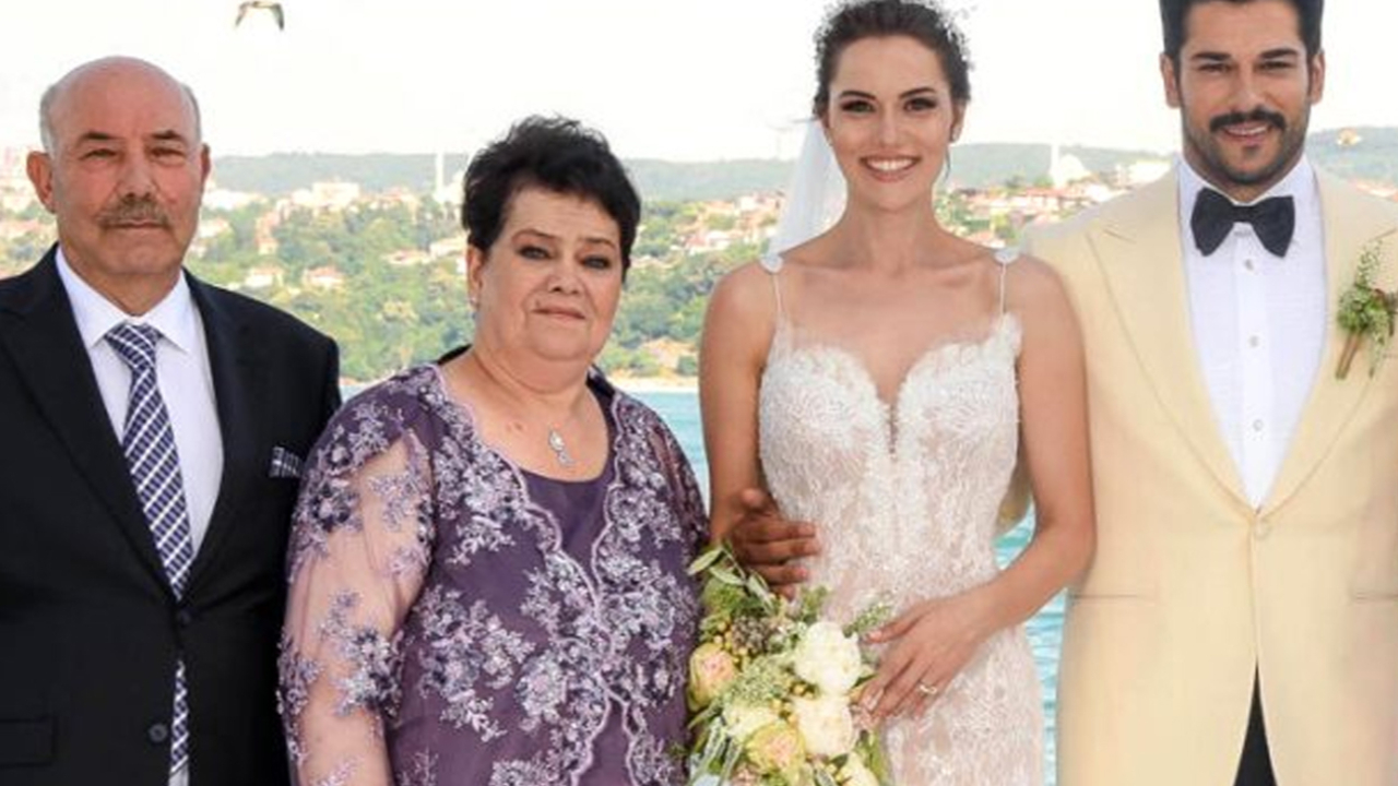 Fahriye Evcen'in acı günü! Fahriye Evcen'in babası hayatını kaybetti