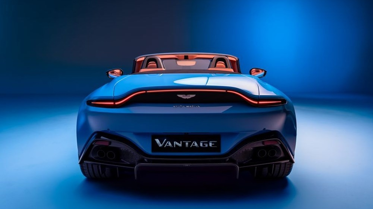 Yeni Aston Martin Vantage rekorla geldi...