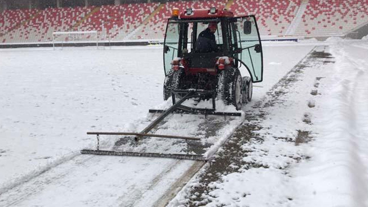 Sivasspor - Antalyaspor maçı hakkında karar verildi!