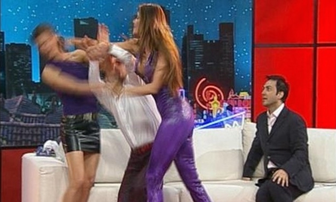 Sevda Demirel'den 15 yıl önce Hande Ataizi'ne attığı tokatın açıklaması