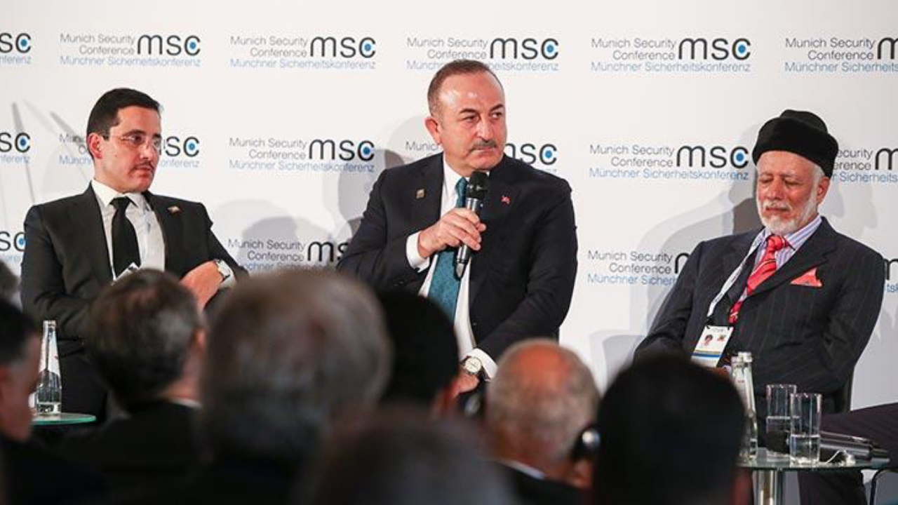 Bakan Çavuşoğlu'ndan Körfez ülkelerine suçlama!