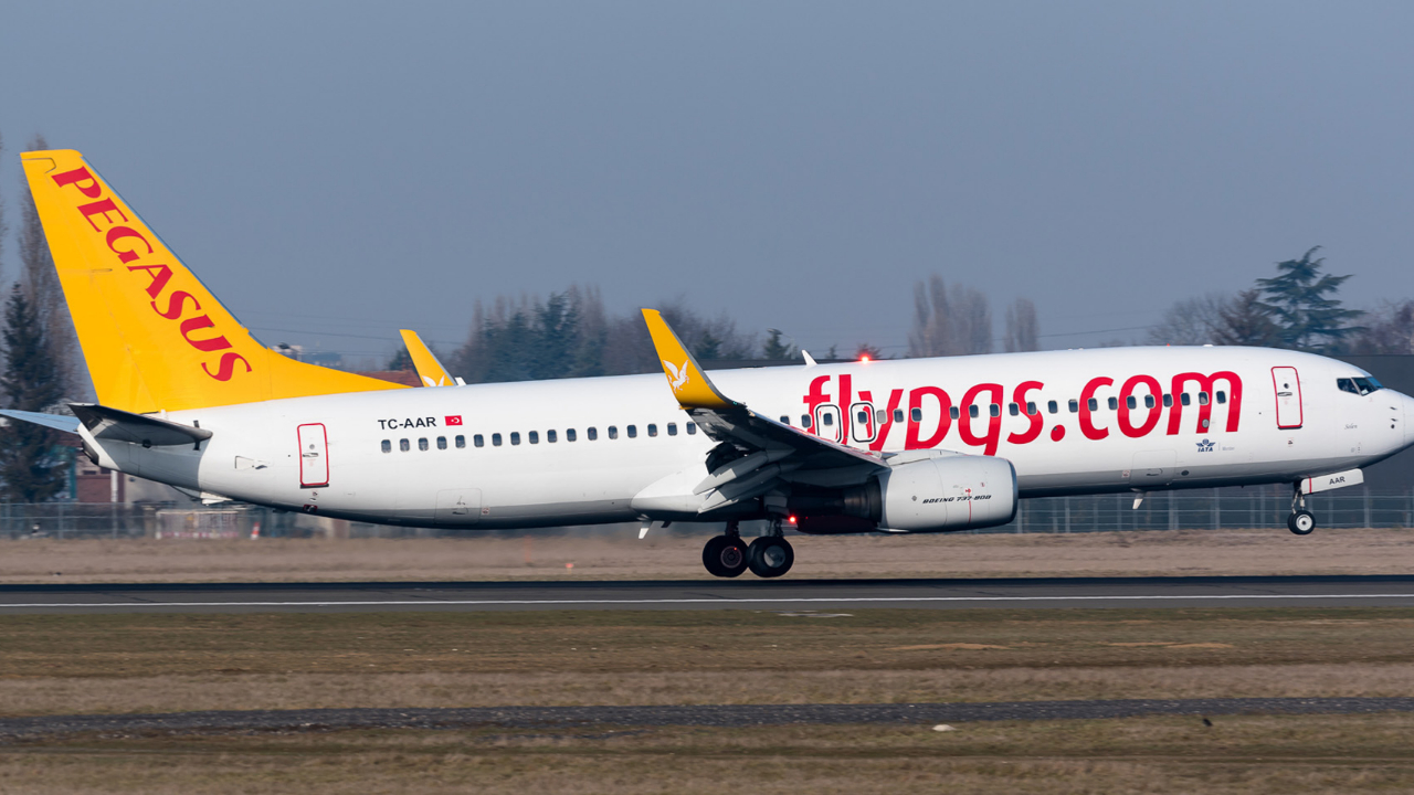 Pegasus'un Düsseldorf uçağında acil durum...