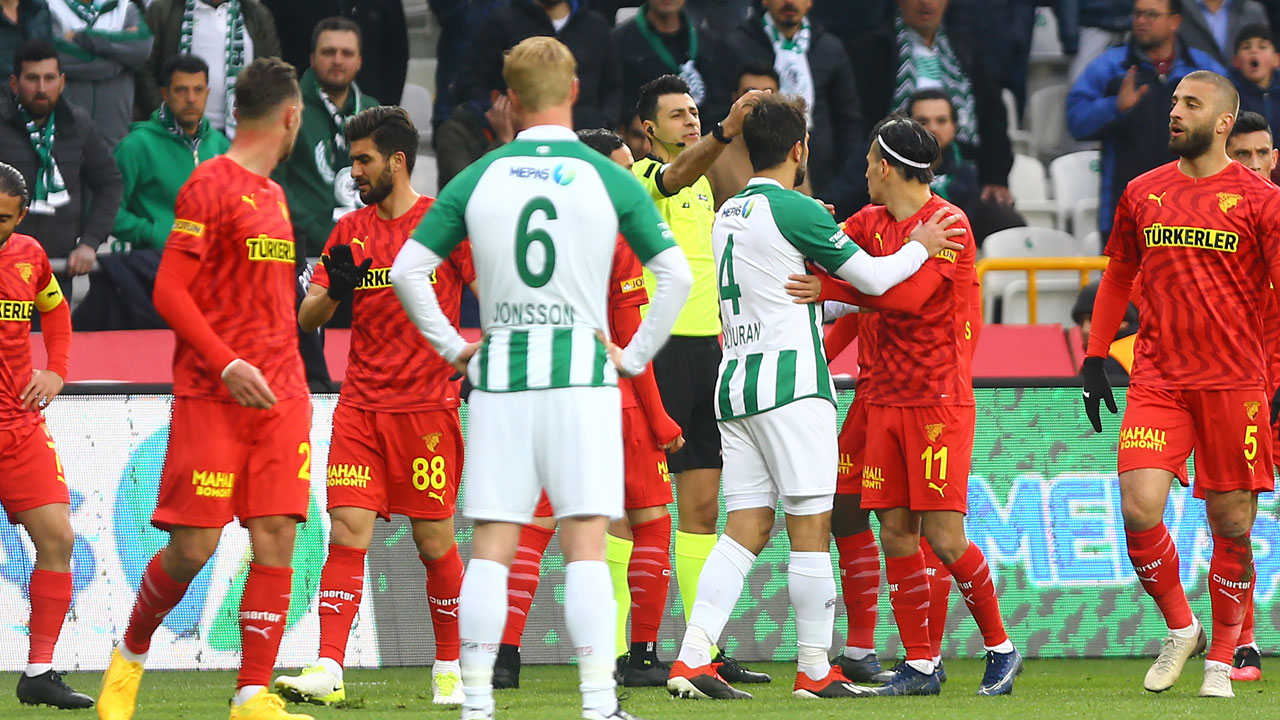 Göztepe deplasmanda Konyaspor'u devirdi: 1-3