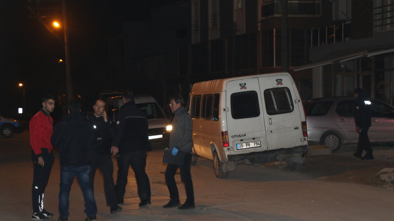 Sosyal medyadaki kavga sokağa taşındı: 1 yaralı!