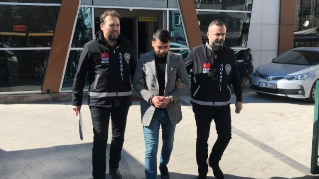 Kovulunca ekip kurup patronunu kurşunladı