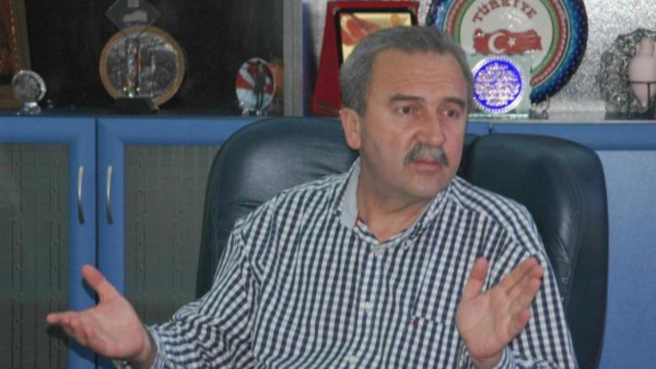 Eski belediye başkanı sahte kimlikle yakalandı
